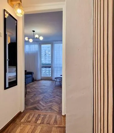 Διαμέρισμα Retro Cozy Flat Central Point With Very Fast Wifi Βαρσοβία