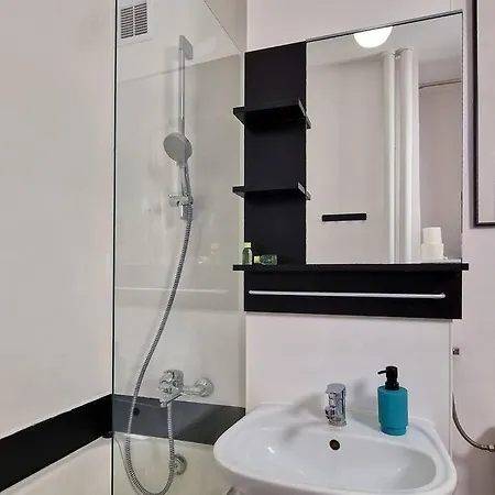Retro Cozy Flat Central Point With Very Fast Wifi *
