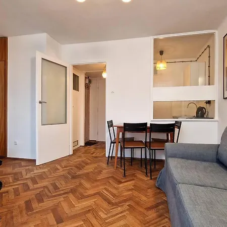 Retro Cozy Flat Central Point With Very Fast Wifi *